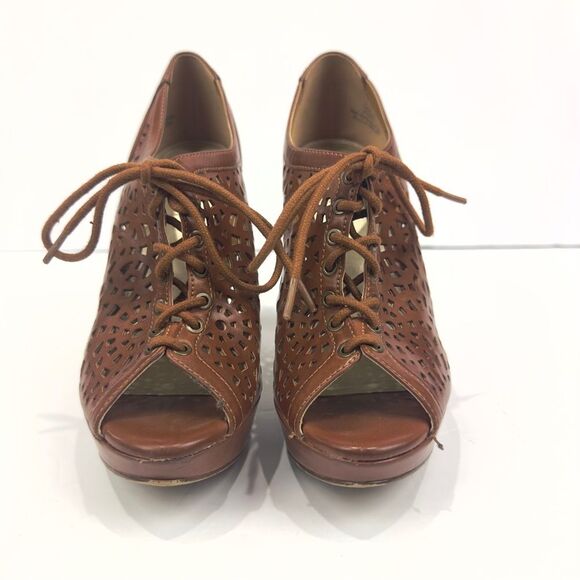 Xappeal Tasha Brown Peep Toe Laser Cut Lace Up Heel Womens Sz 7.5 - Picture 4 of 11